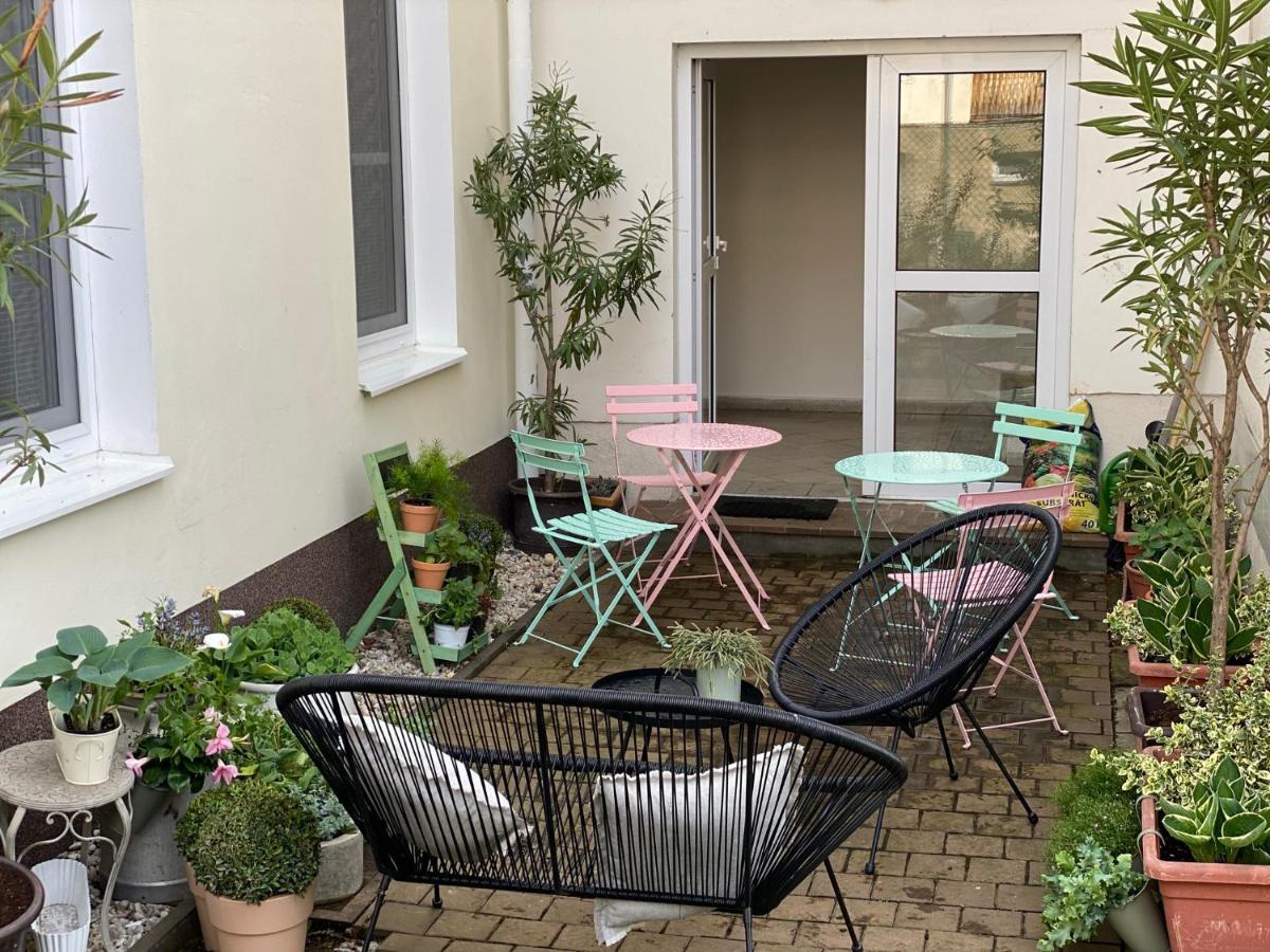 Apartmany Mia Valtice Bagian luar foto