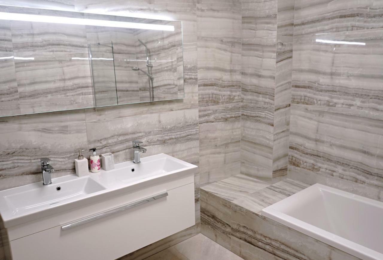 Apartmany Mia Valtice Bagian luar foto